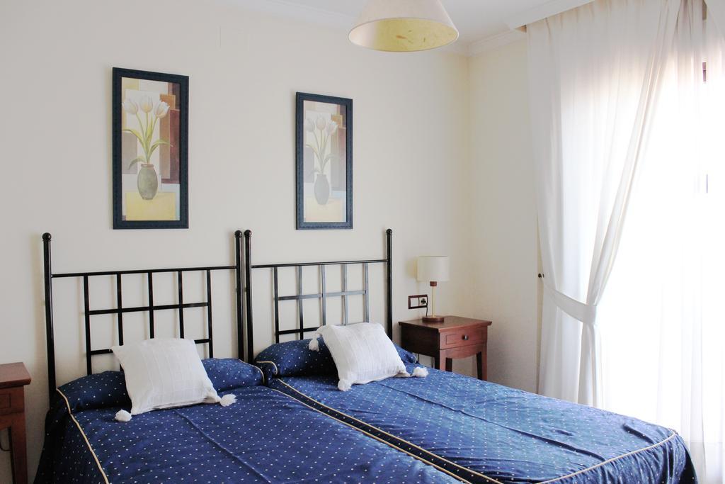 Apartamentos Albir Confort - Avenida III El Albir Pokoj fotografie